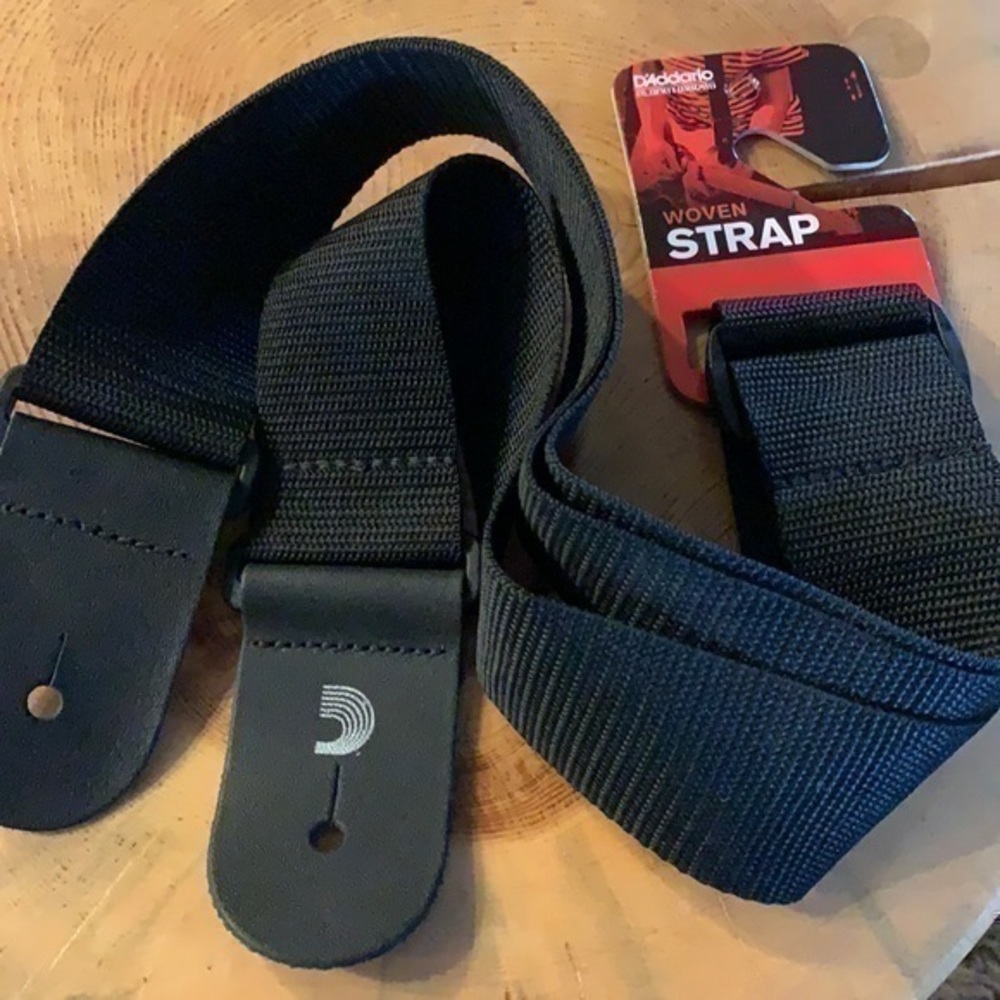 Guitar strap black woven brand new never used